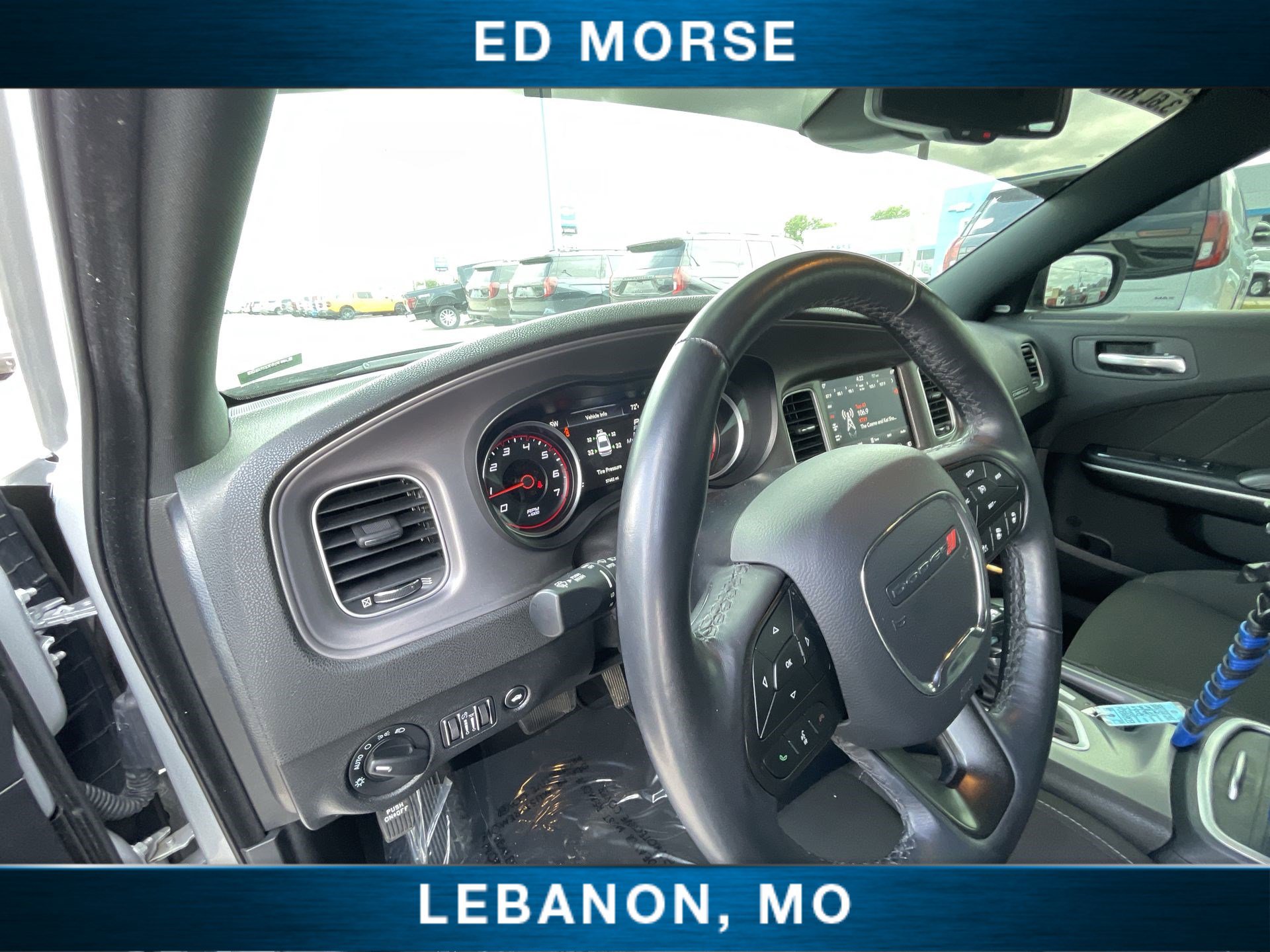 Used 2023 Dodge Charger GT w/ Technology Group RWD image 10