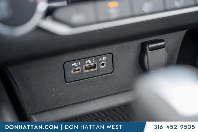 Used 2024 Nissan Altima 2.5 SV image 11