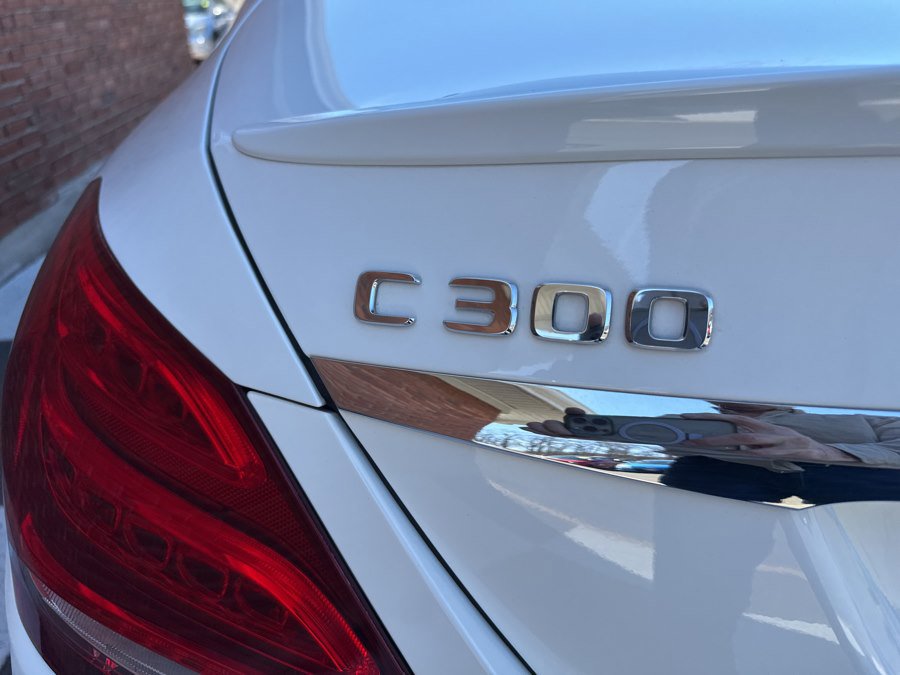 Used 2017 Mercedes-Benz C 300 4MATIC Sedan image 41