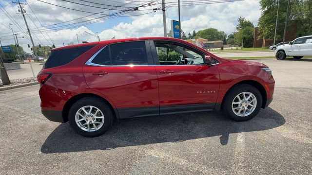 Used 2024 Chevrolet Equinox LT w/ LPO, Floor Liner Package AWD/4WD image 9