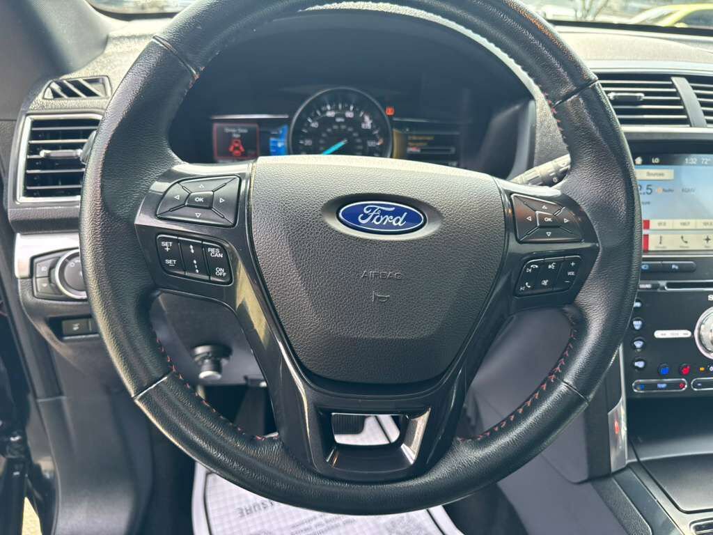 Used 2017 Ford Explorer Sport w/ Equipment Group 401A AWD/4WD image 15