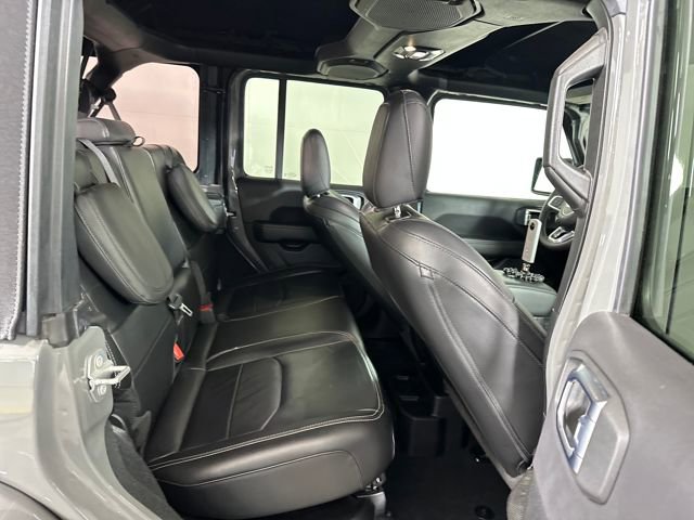 Used 2023 Jeep Wrangler Unlimited Sahara w/ Cold Weather Group image 27