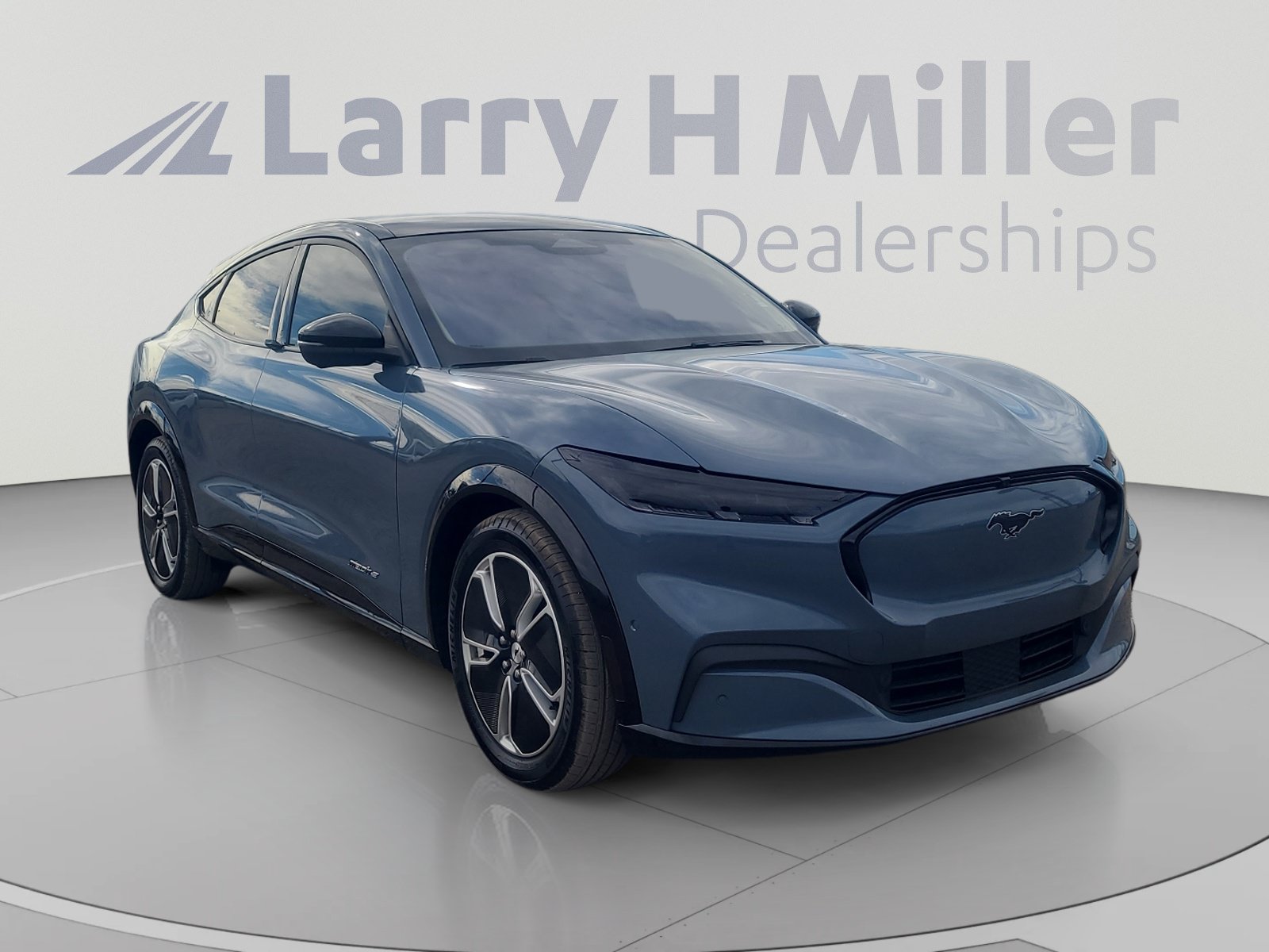 Used 2023 Ford Mustang Mach-E Premium RWD image 7