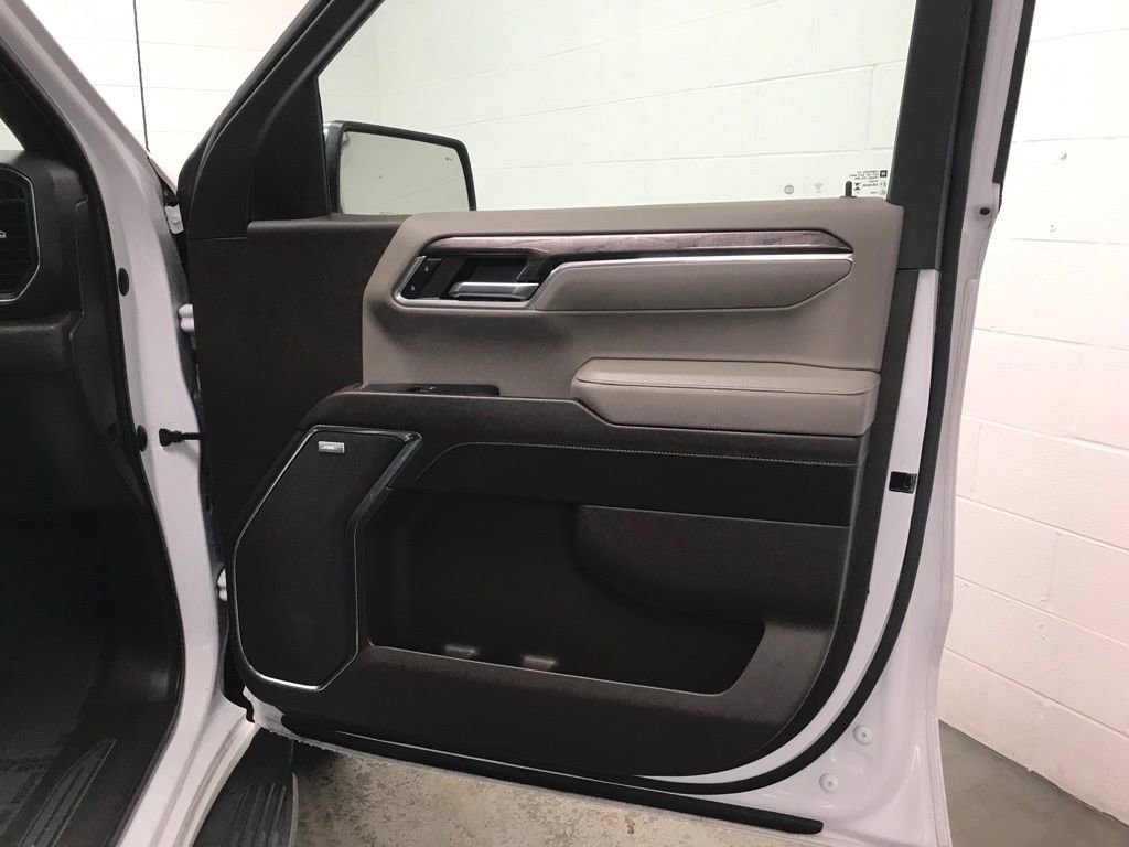 Used 2023 Chevrolet Silverado 1500 LTZ w/ LTZ Convenience Package II image 41