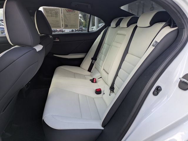 Used 2021 Lexus IS 350 F Sport RWD image 13