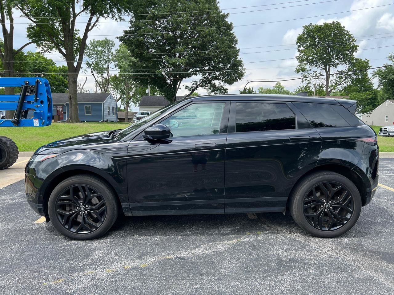 Used 2020 Land Rover Range Rover Evoque SE AWD/4WD image 2