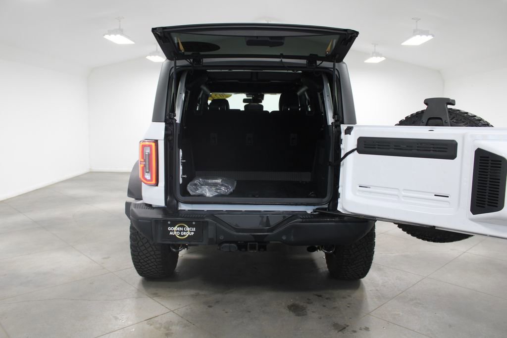 Used 2024 Ford Bronco Badlands image 17