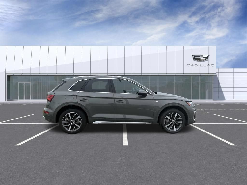 Used 2024 Audi Q5 2.0T Premium Plus AWD/4WD image 2