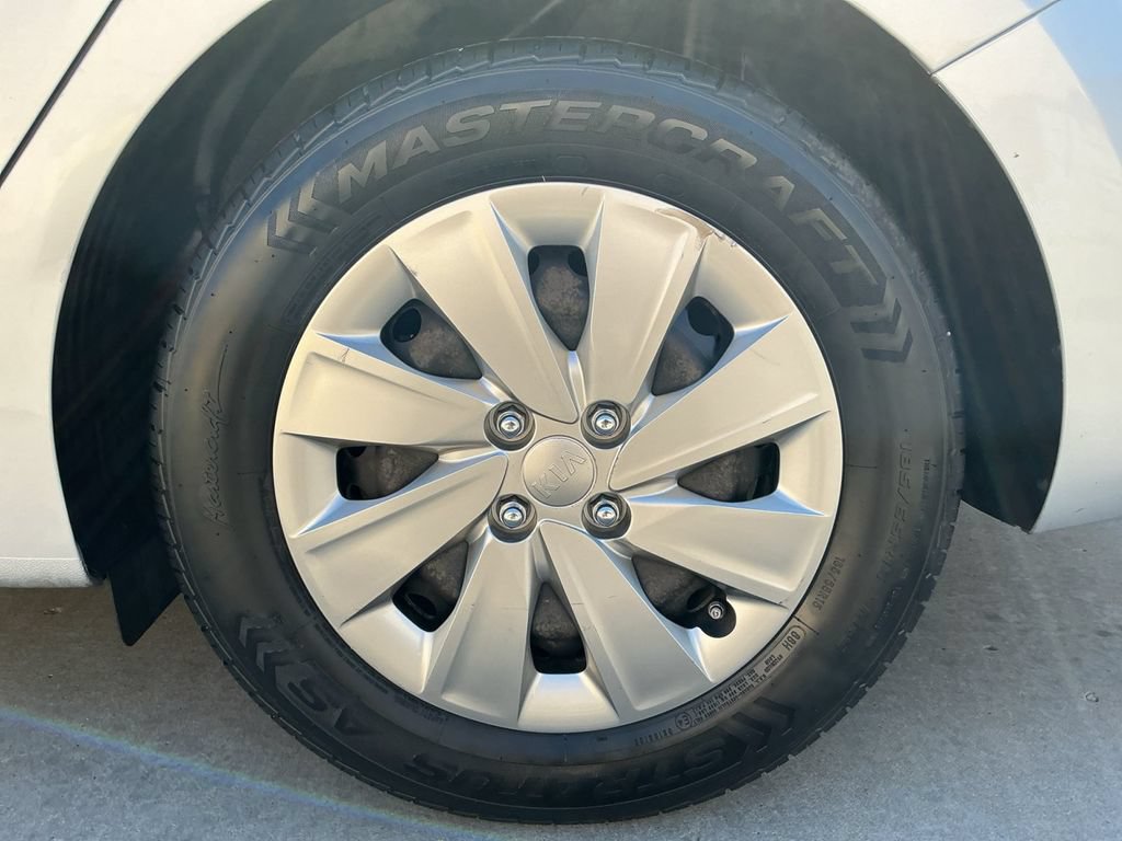 Used 2018 Kia Rio LX FWD image 28
