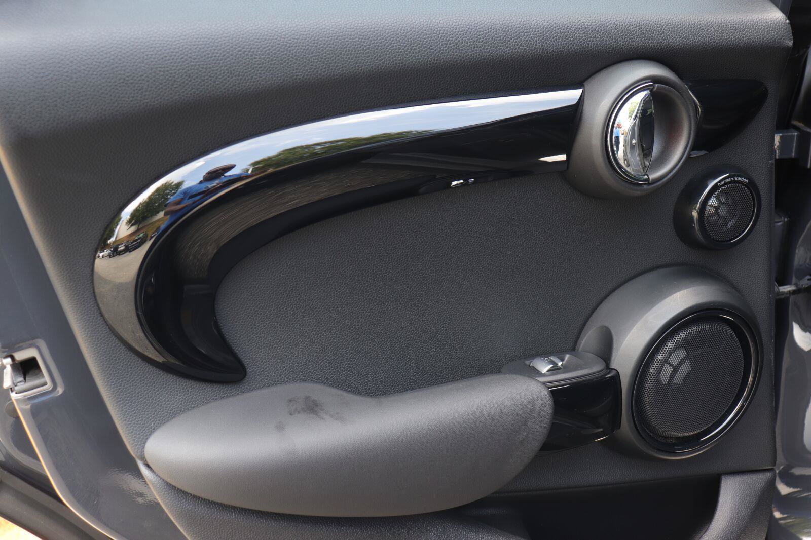 Used 2019 MINI Cooper S FWD image 11