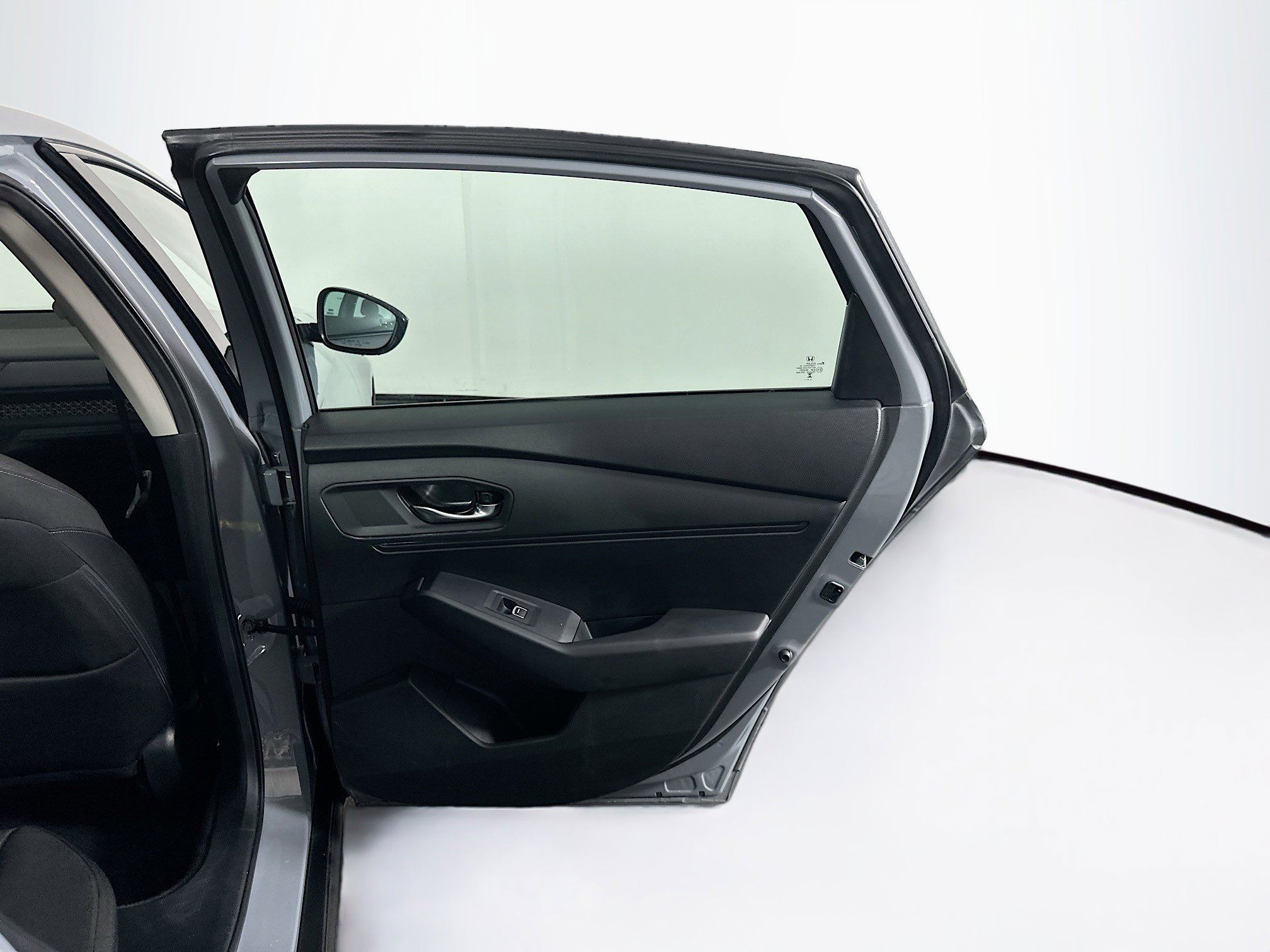 Used 2025 Honda Accord SE image 30