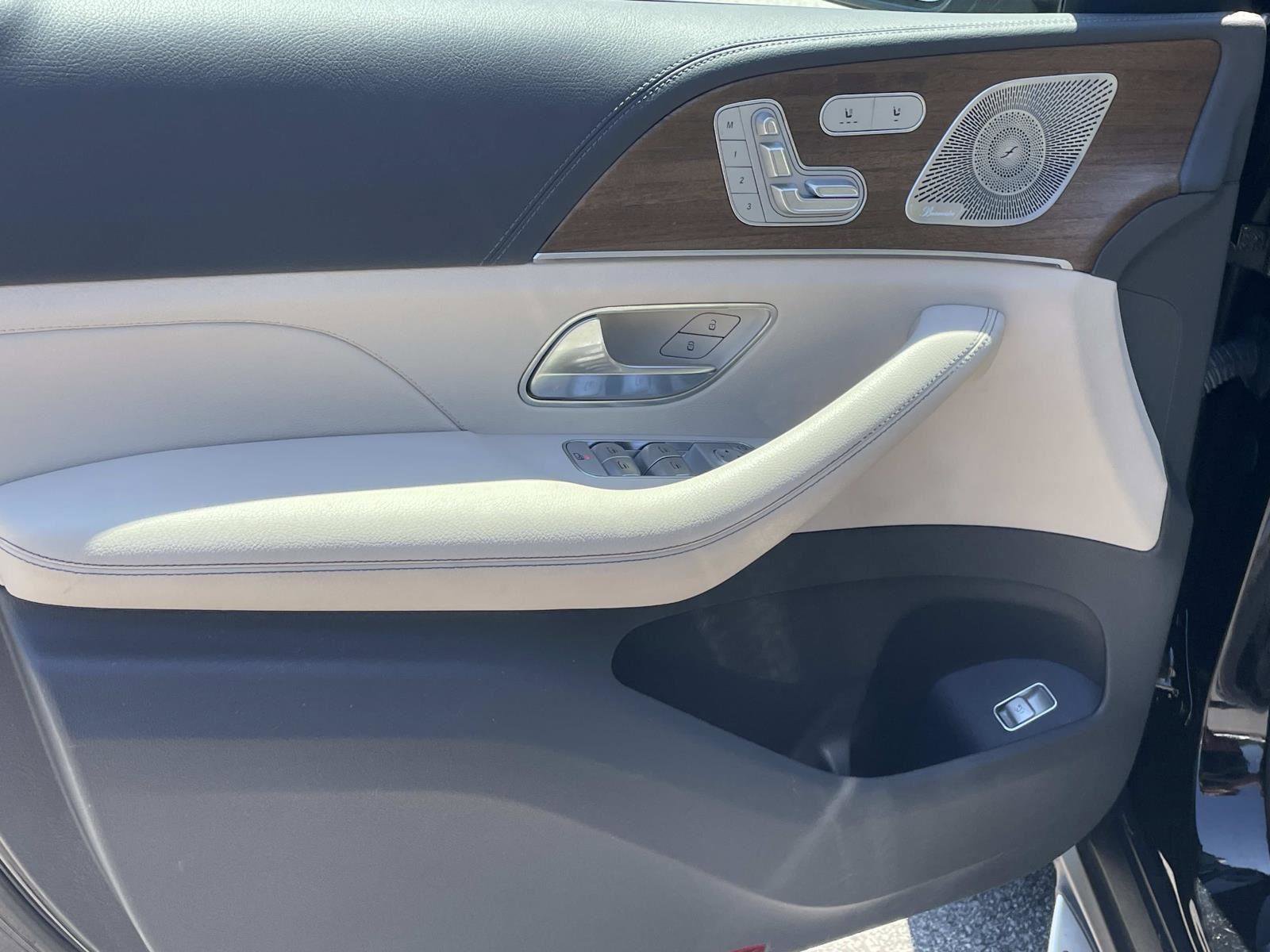 Used 2020 Mercedes-Benz GLE 350 image 12