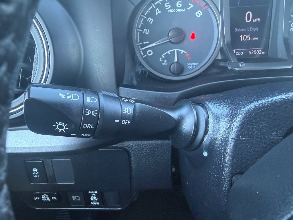 Used 2020 Toyota Tacoma TRD Off-Road w/ Technology Package AWD/4WD image 23