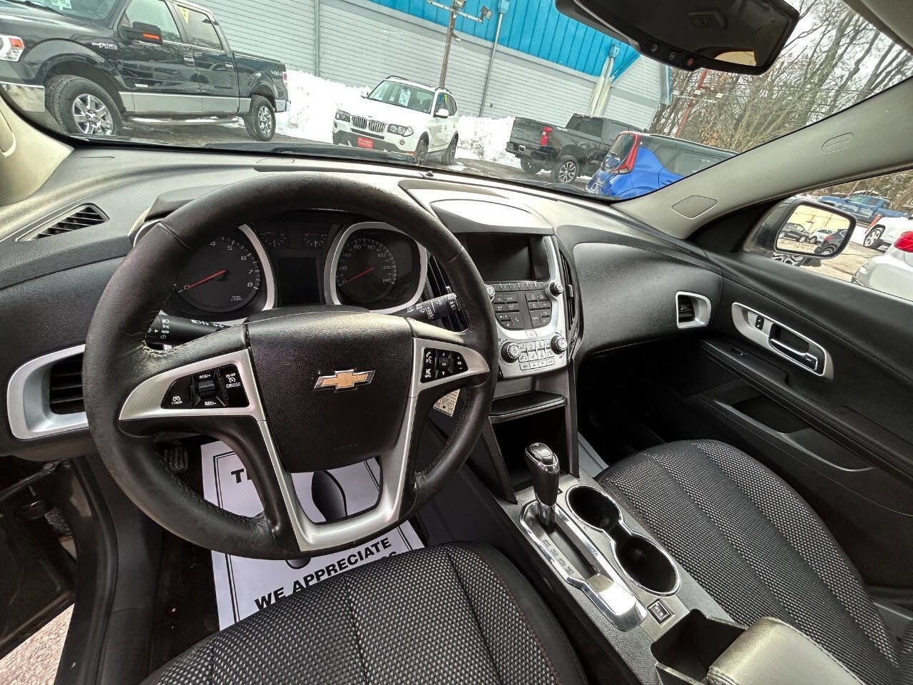 Used 2017 Chevrolet Equinox LT w/ Convenience Package image 5