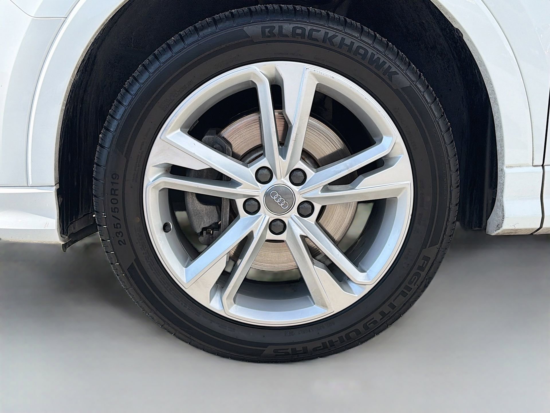 Used 2020 Audi Q3 2.0T Premium image 42