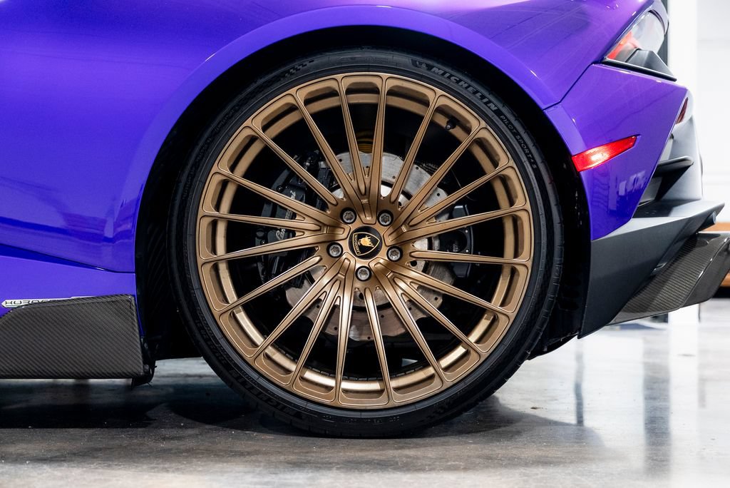 Used 2021 Lamborghini Huracan EVO RWD image 64