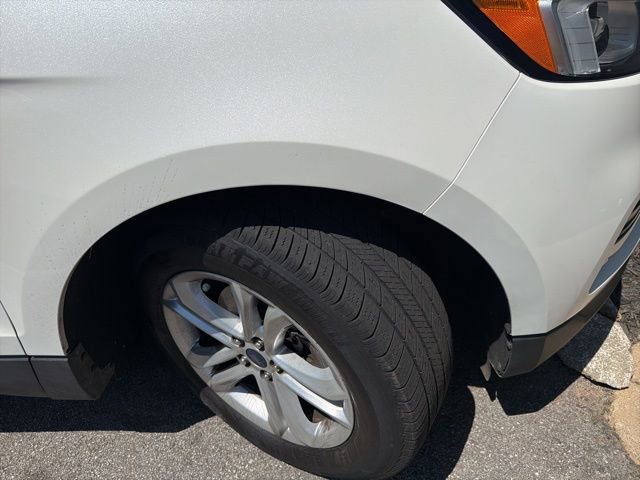 Used 2020 Ford Edge SEL w/ Convenience Package FWD image 8