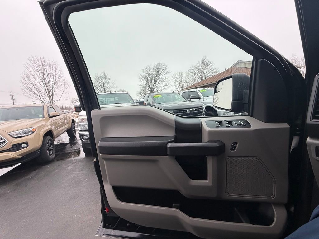 Used 2016 Ford F150 XL w/ Equipment Group 101A Mid image 17