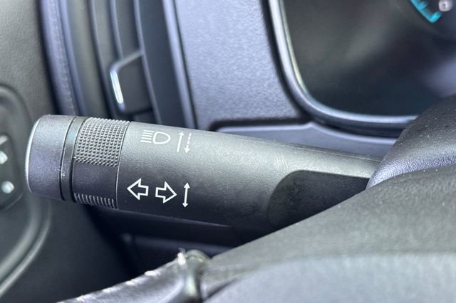 Used 2018 GMC Canyon SLE w/ SLE Convenience Package image 36