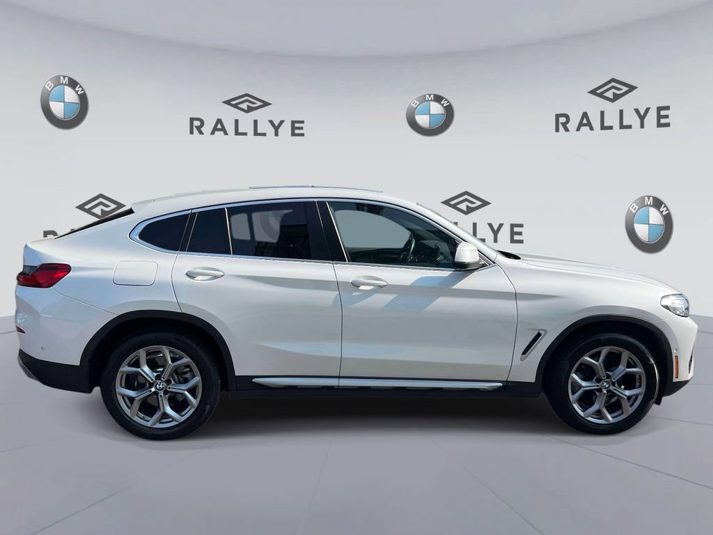 Used 2023 BMW X4 xDrive30i w/ Parking Assistance Package AWD/4WD image 4