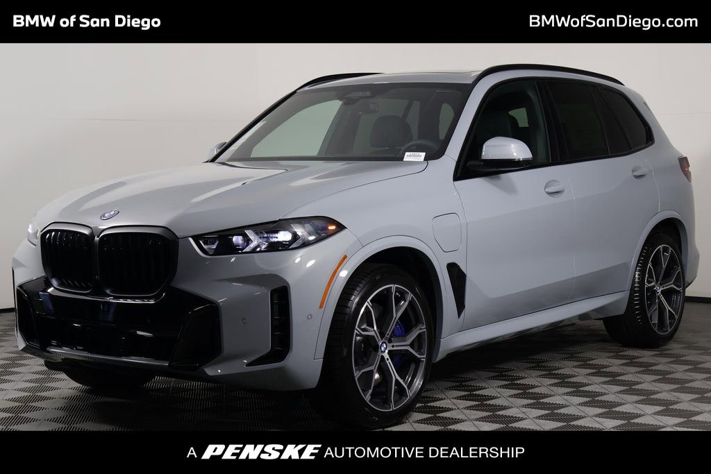 New 2026 BMW X5 xDrive50e w/ M Sport Package AWD/4WD image 1