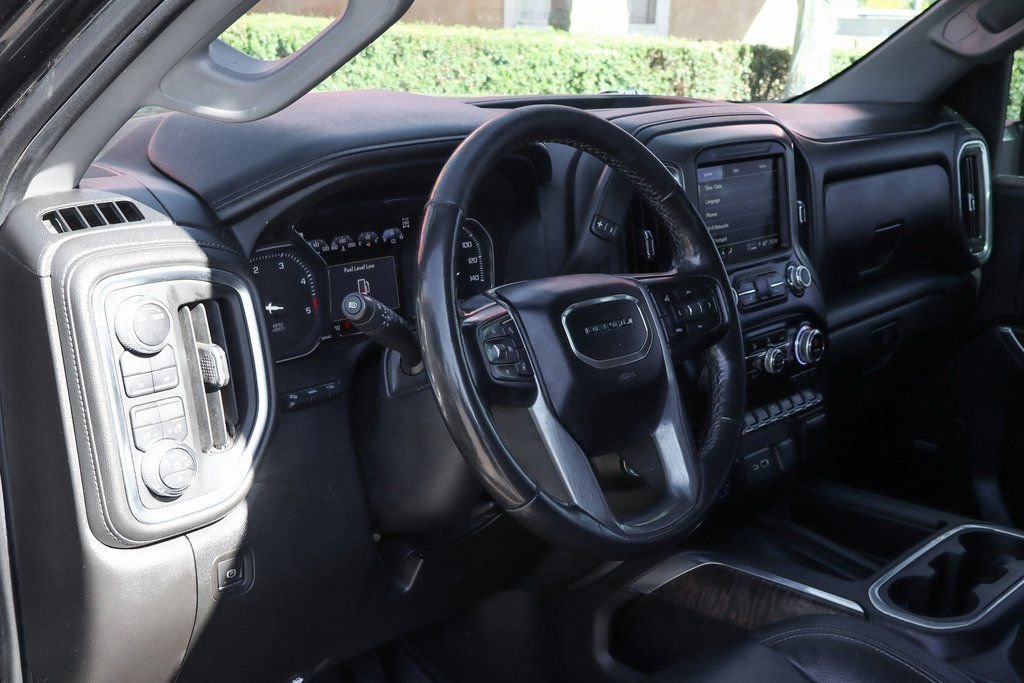 Used 2023 GMC Sierra 3500 Denali w/ Denali Black Diamond Edition image 25