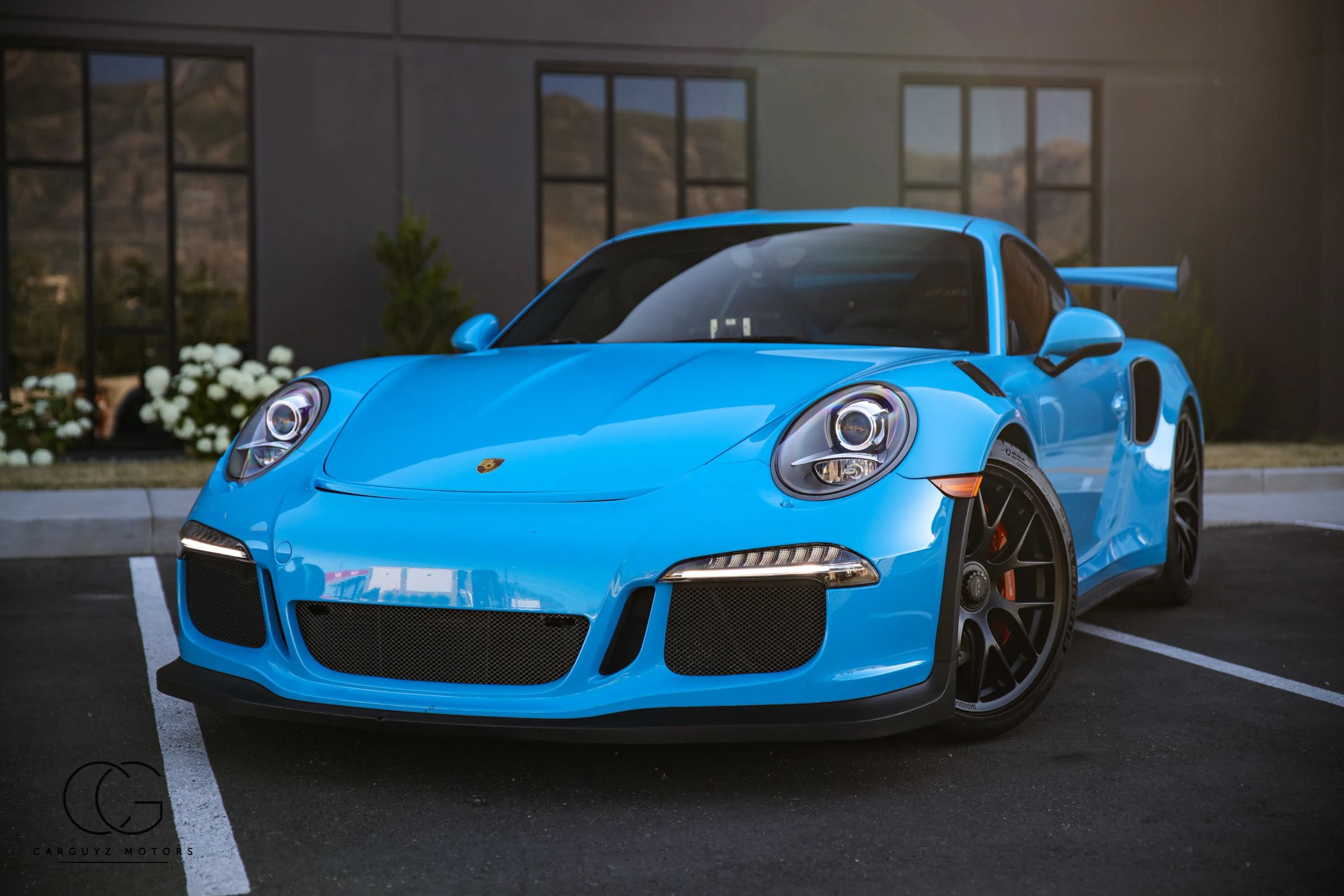 Used 2016 Porsche 911 GT3 RS RWD image 2