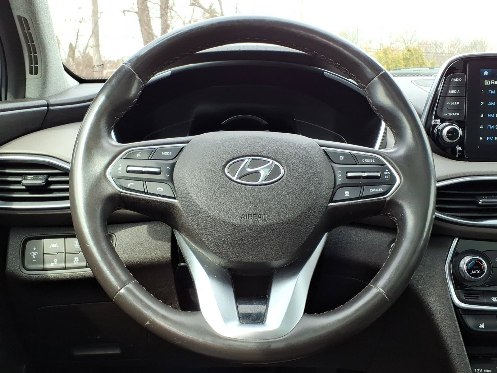 Used 2019 Hyundai Santa Fe AWD image 24