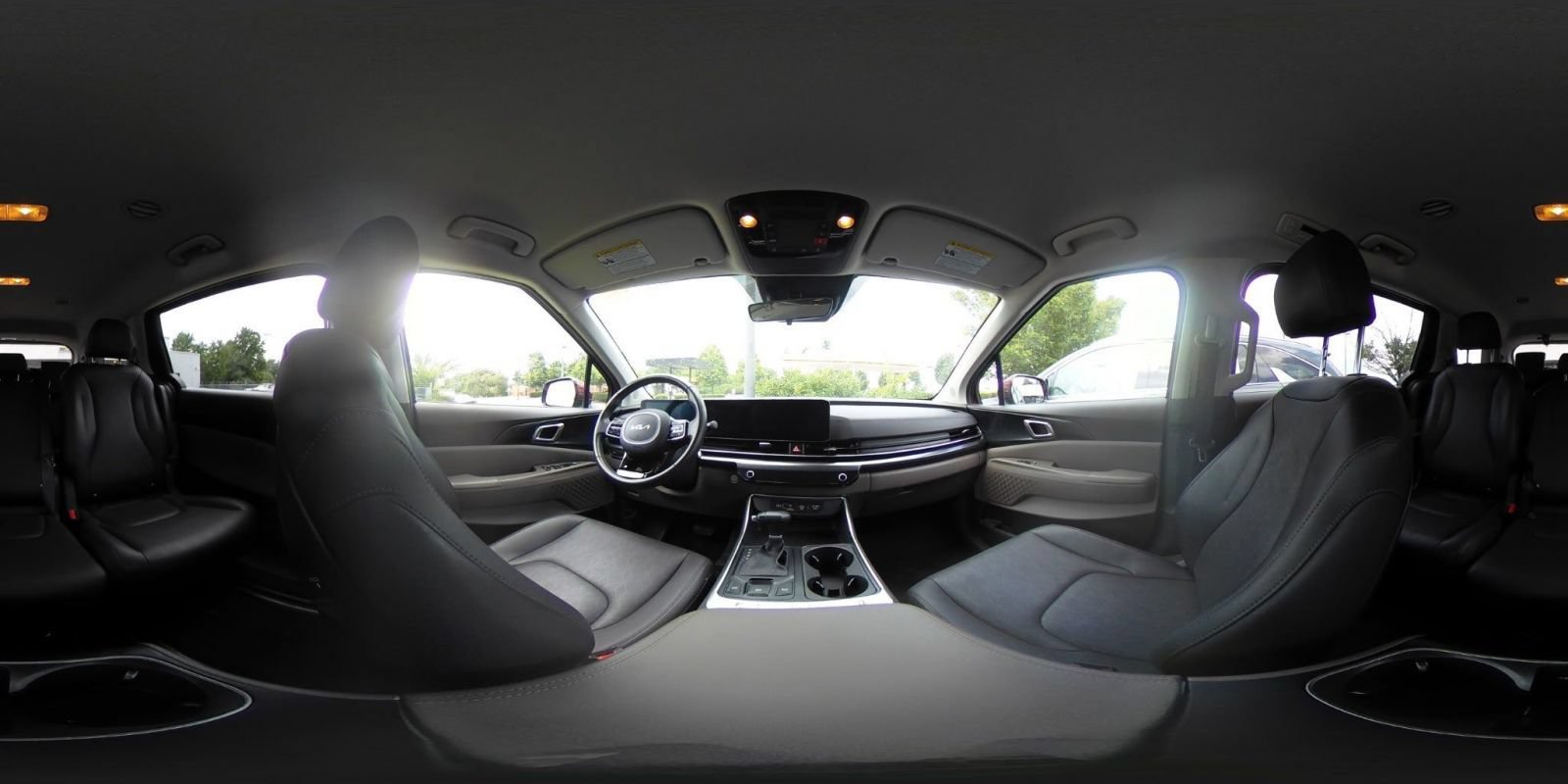 Used 2026 Kia Carnival FWD image 45