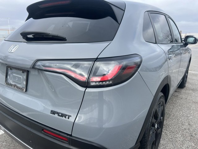 Used 2023 Honda HR-V Sport image 8