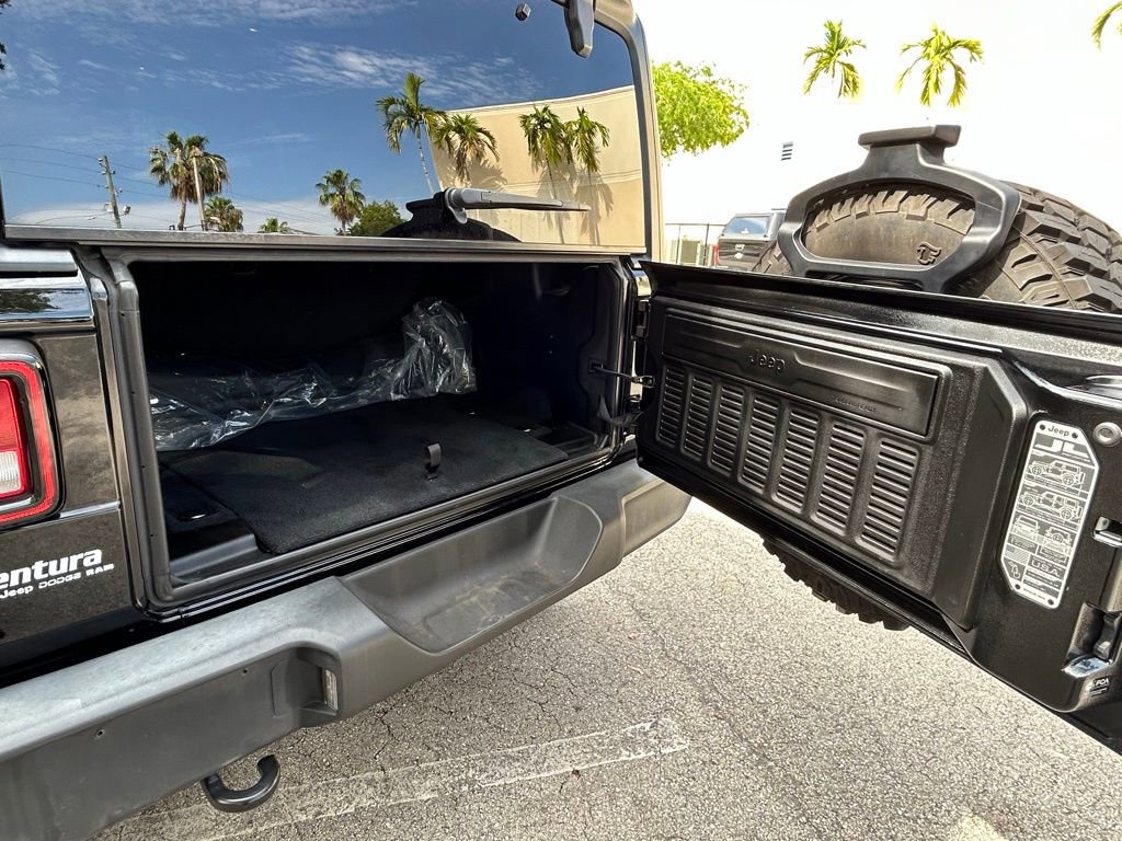 Used 2021 Jeep Wrangler Unlimited Sport AWD/4WD image 40