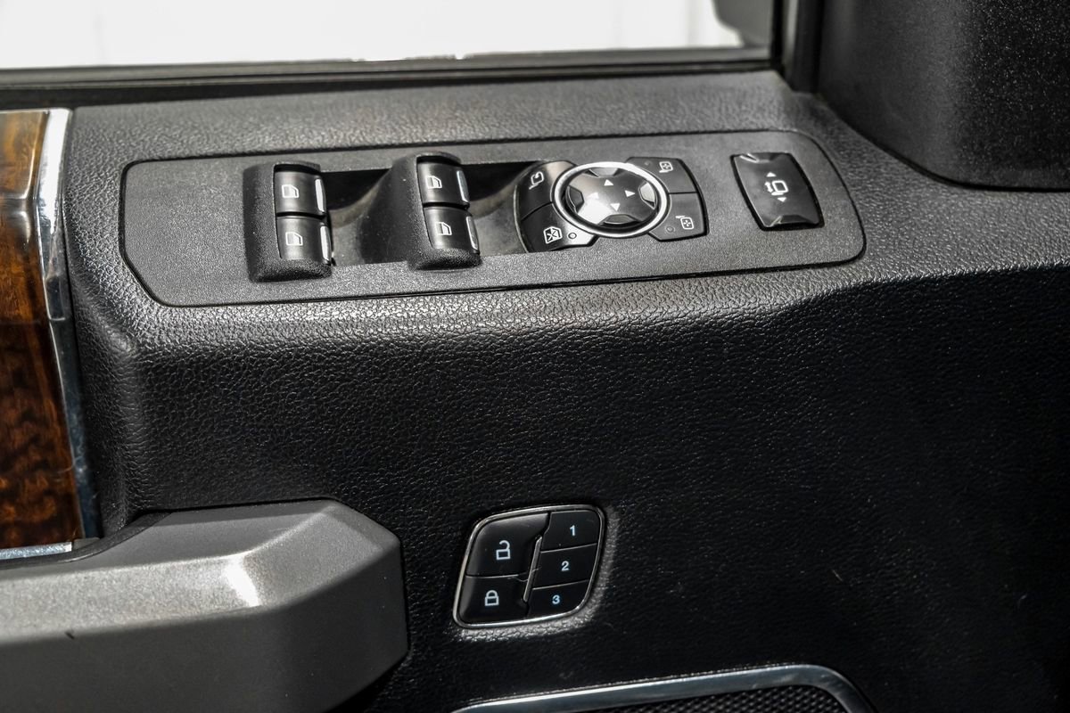 Used 2017 Ford F350 Platinum w/ Platinum Ultimate Package image 44