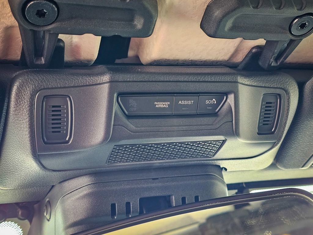 New 2026 Jeep Gladiator Sahara image 27