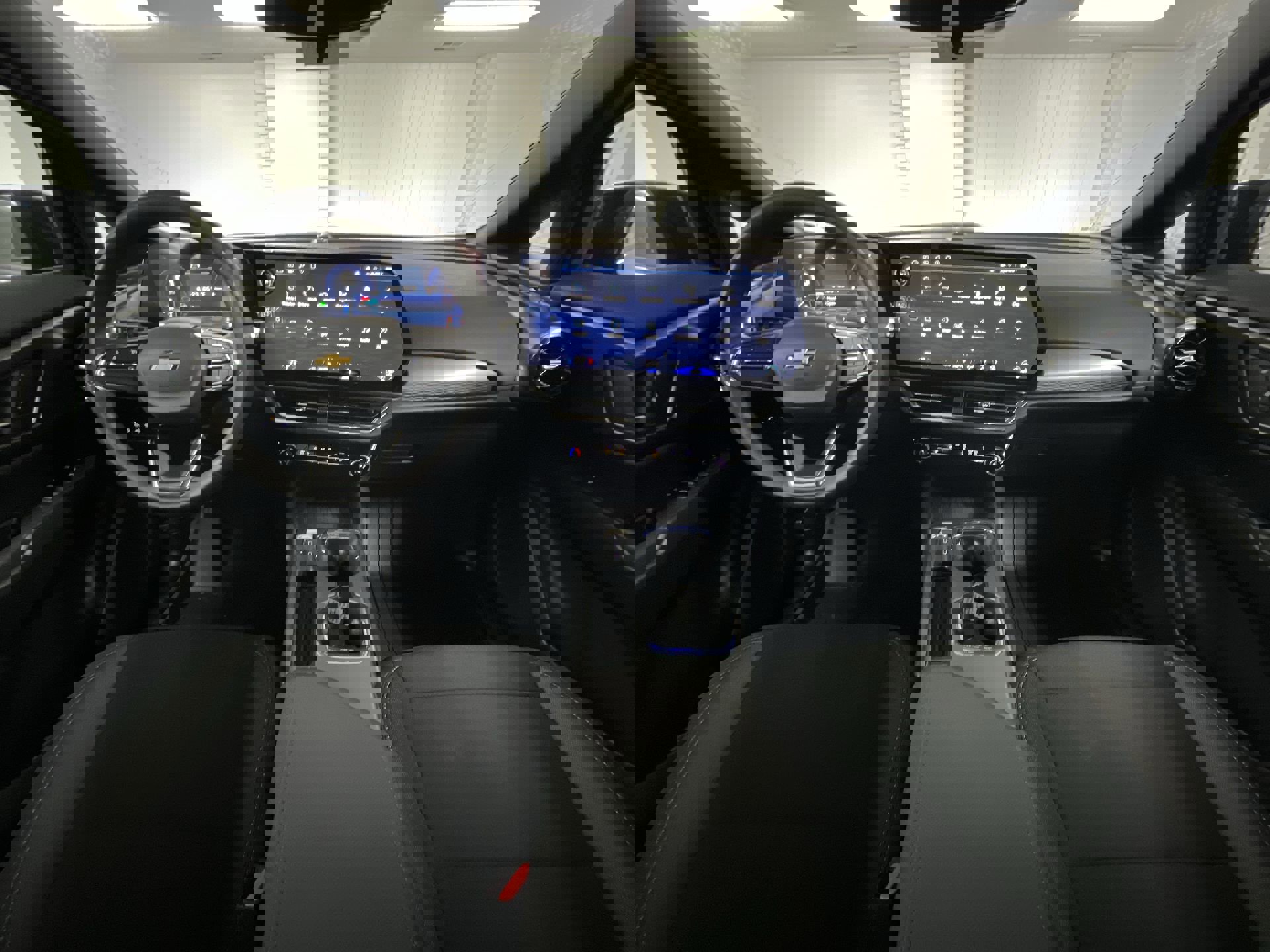 New 2026 Chevrolet Equinox EV LT image 53