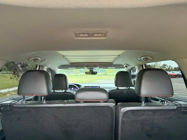 Used 2024 Volkswagen Atlas Peak Edition SE AWD/4WD image 15