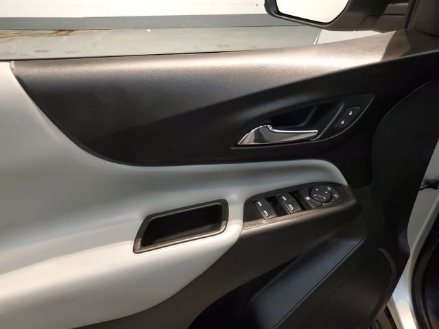 Used 2020 Chevrolet Equinox LS w/ LS Convenience Package image 11