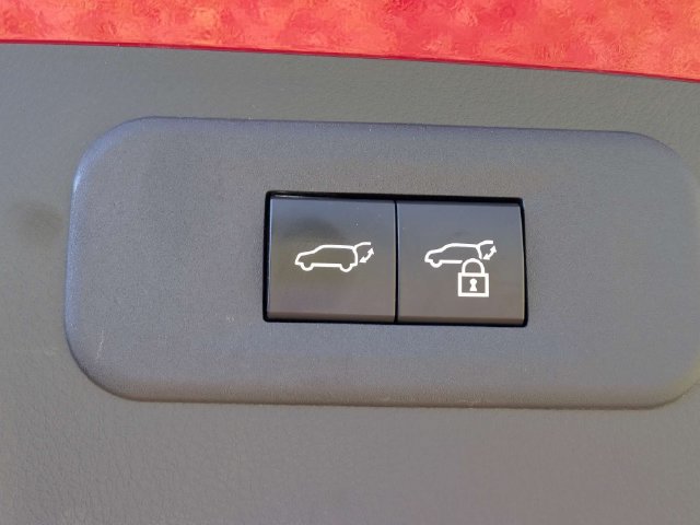 Used 2022 Lexus NX 350h AWD image 13