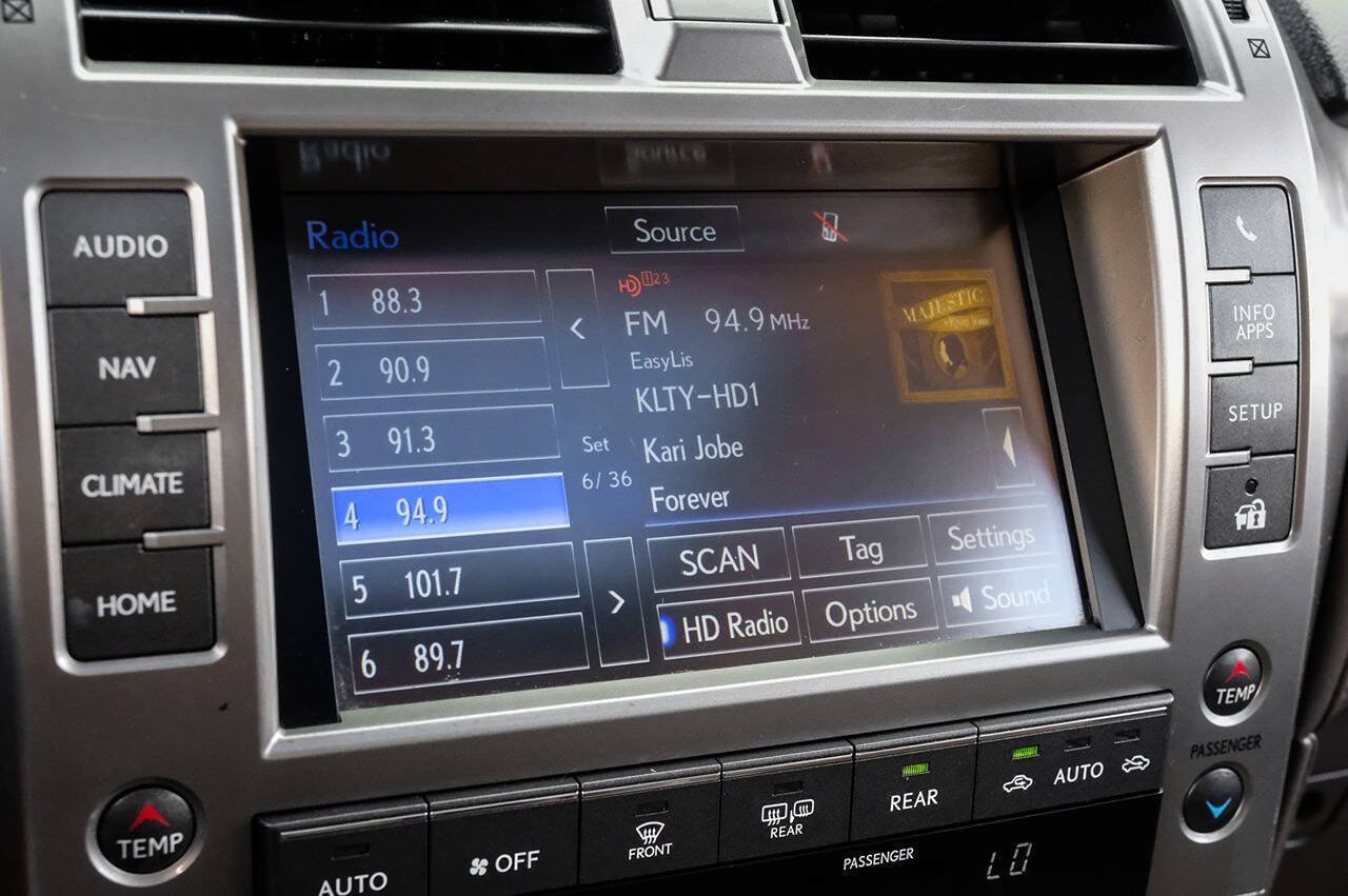 Used 2017 Lexus GX 460 Premium w/ Premium Package AWD/4WD image 39