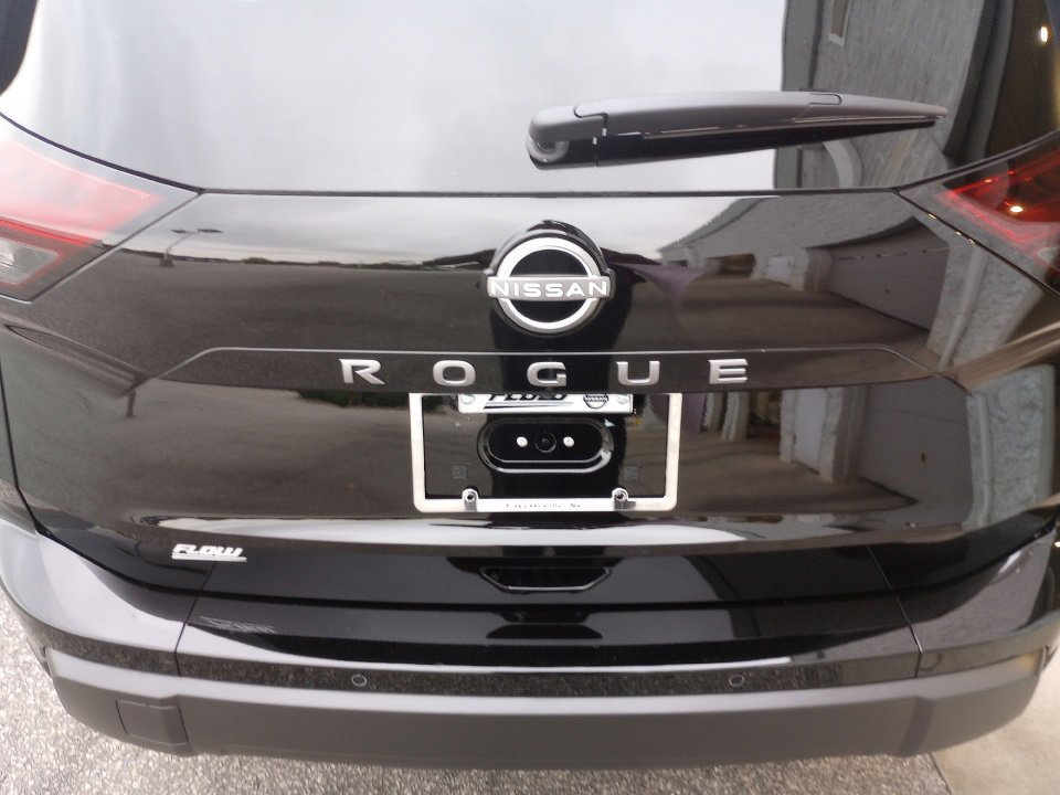 Used 2026 Nissan Rogue S image 14