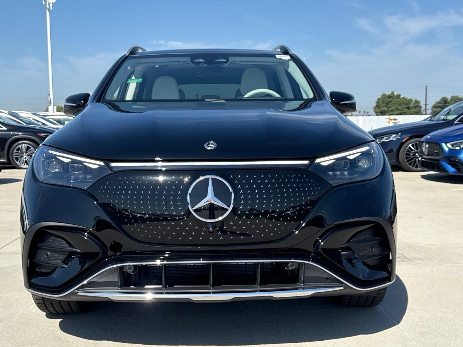 New 2027 Mercedes-Benz EQE 320+ SUV image 5