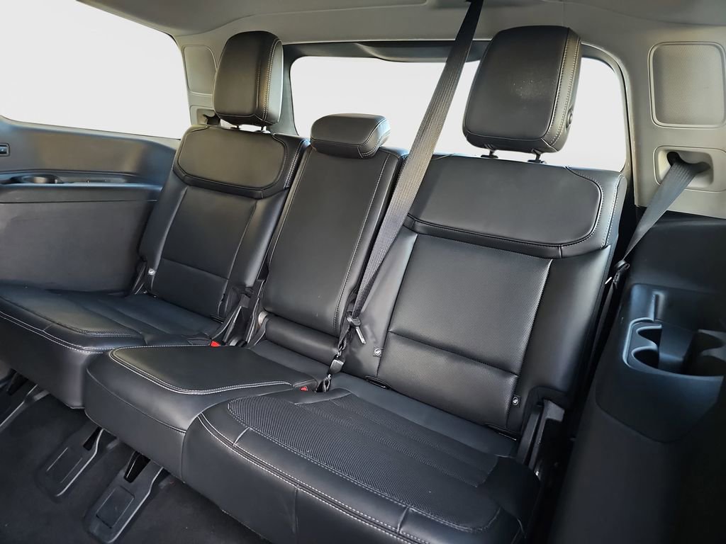 Used 2025 Ford Expedition Platinum w/ Driver's Package image 23