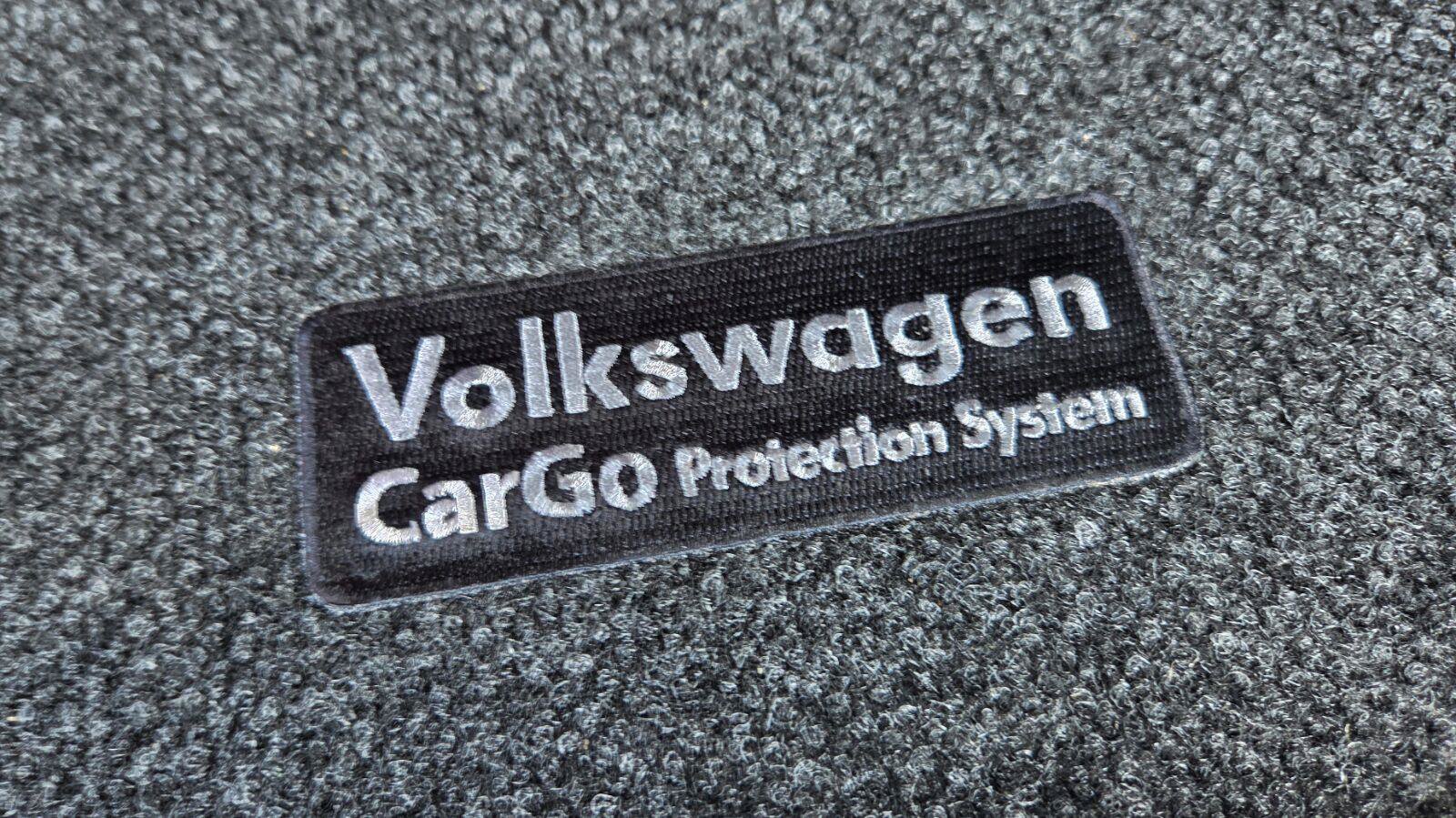 Used 2023 Volkswagen Tiguan SE R-Line AWD/4WD image 65