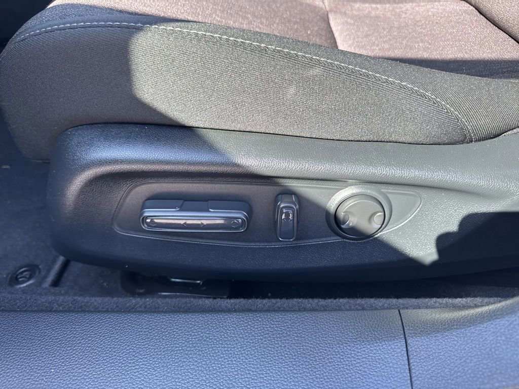 Used 2025 Honda Accord SE image 25