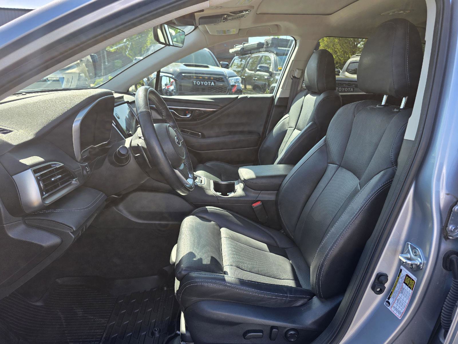 Used 2023 Subaru Outback Limited XT AWD/4WD image 7