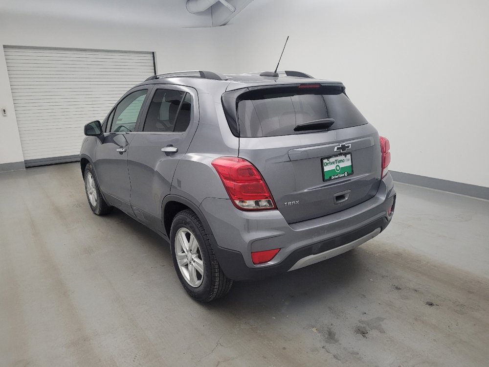 Used 2020 Chevrolet Trax LT w/ LT Convenience Package FWD image 5