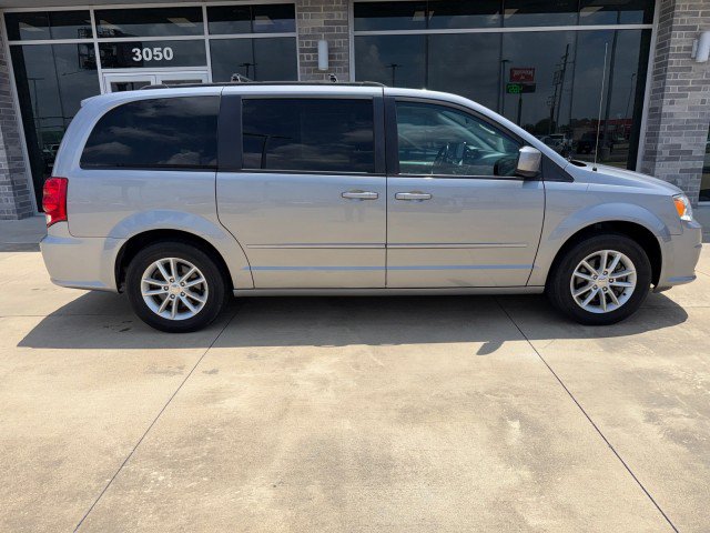 Used 2016 Dodge Grand Caravan SXT w/ Rear Park Assist Package