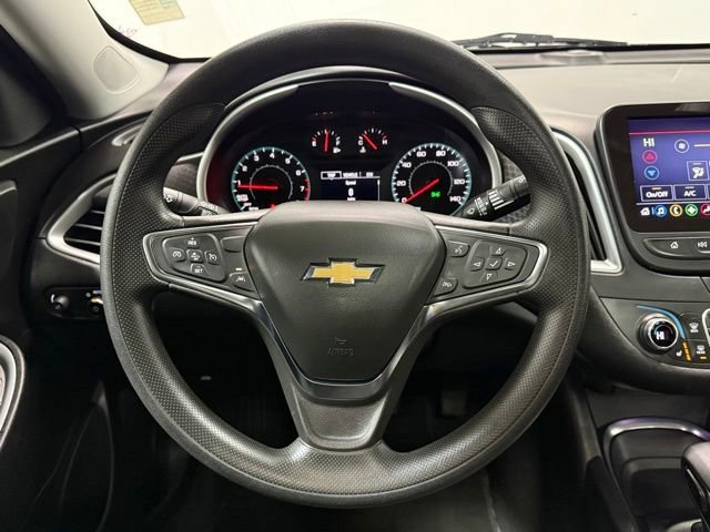 Used 2024 Chevrolet Malibu LT image 16