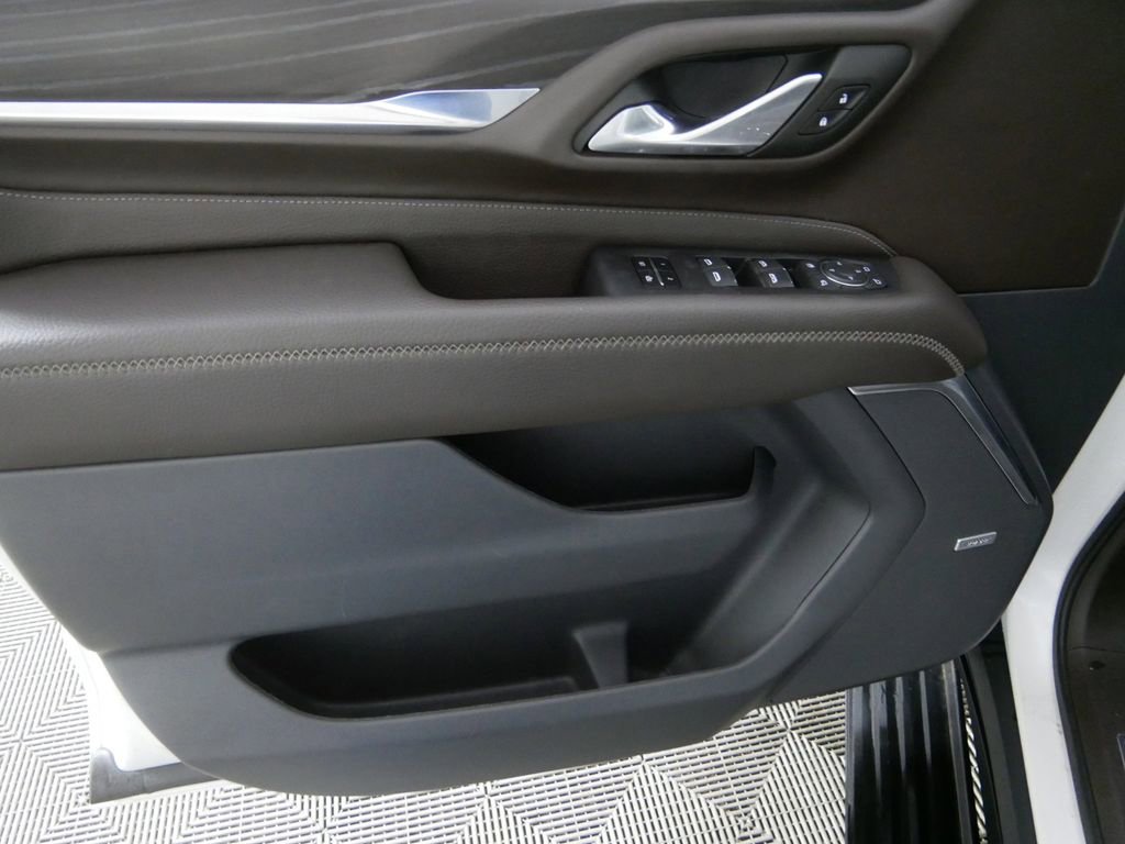 Used 2023 GMC Yukon XL Denali image 13