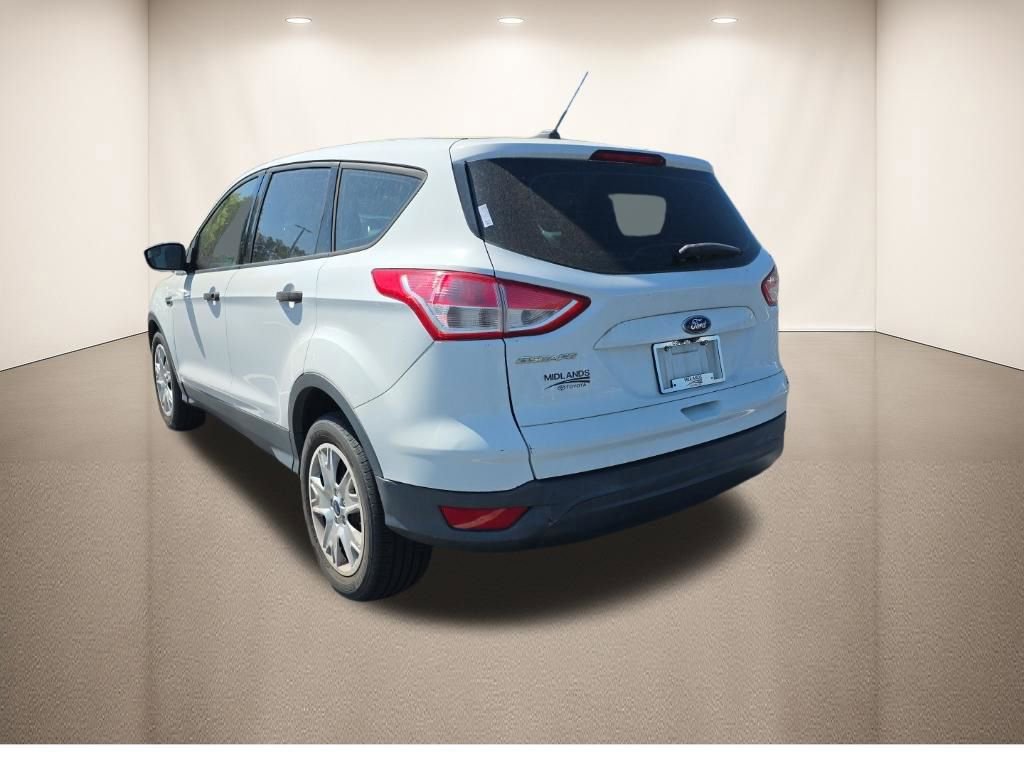 Used 2016 Ford Escape S image 10