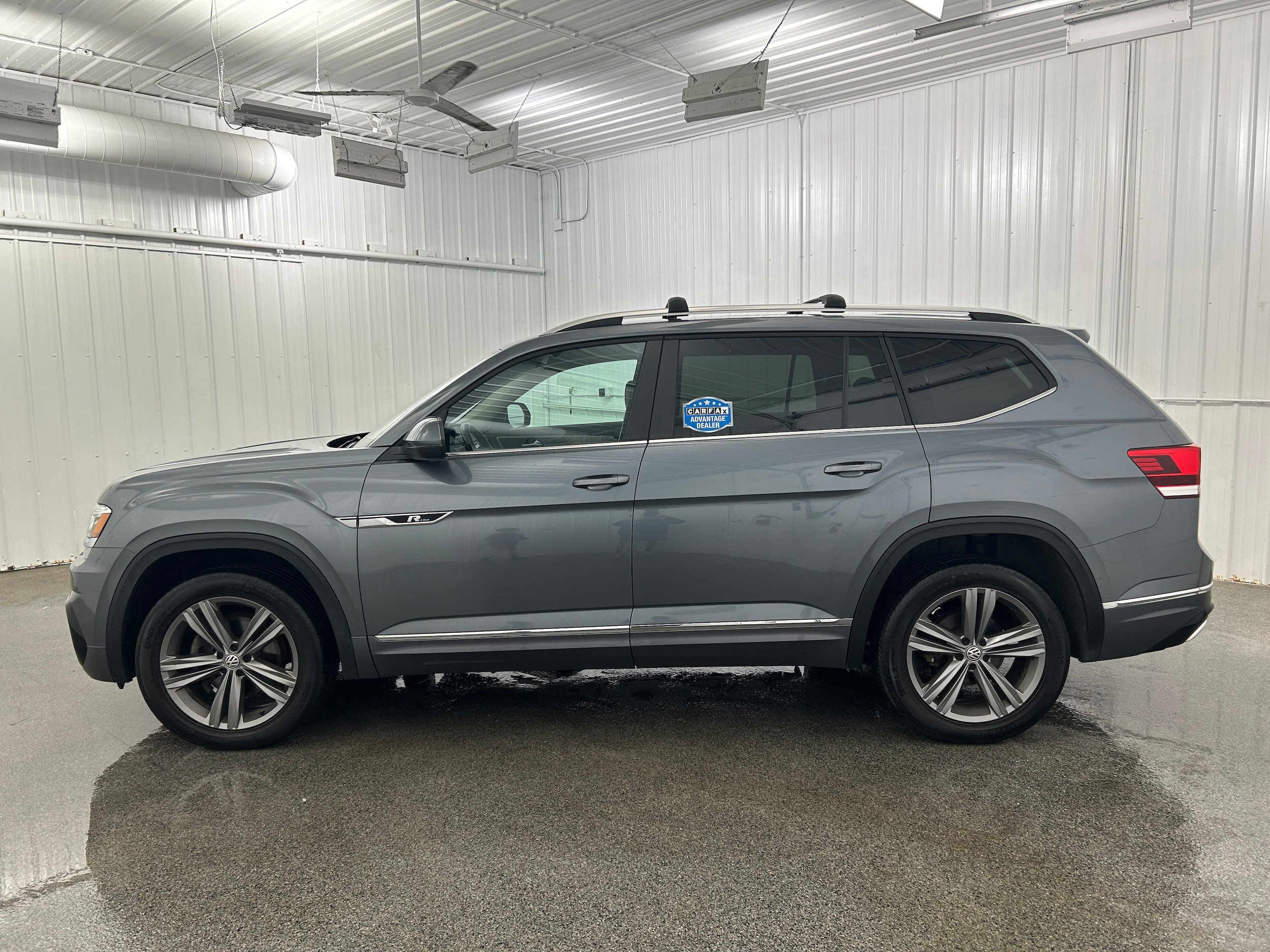 Used 2019 Volkswagen Atlas SEL R-Line image 18